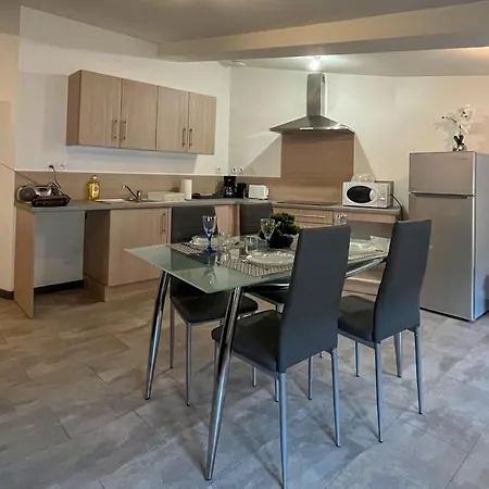 Chez Isa Apartmán *